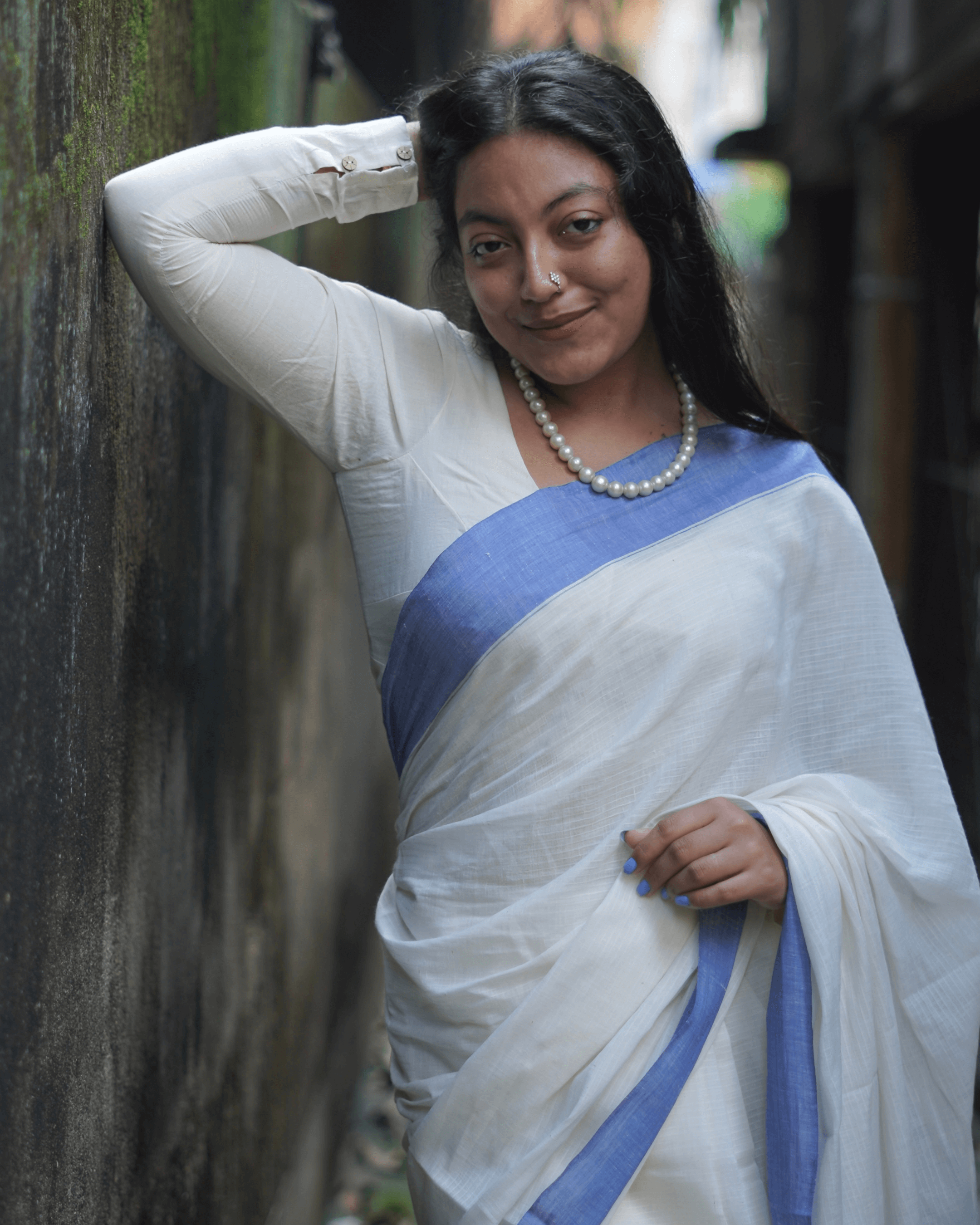 200 counts stripe Kora with Blue Saree