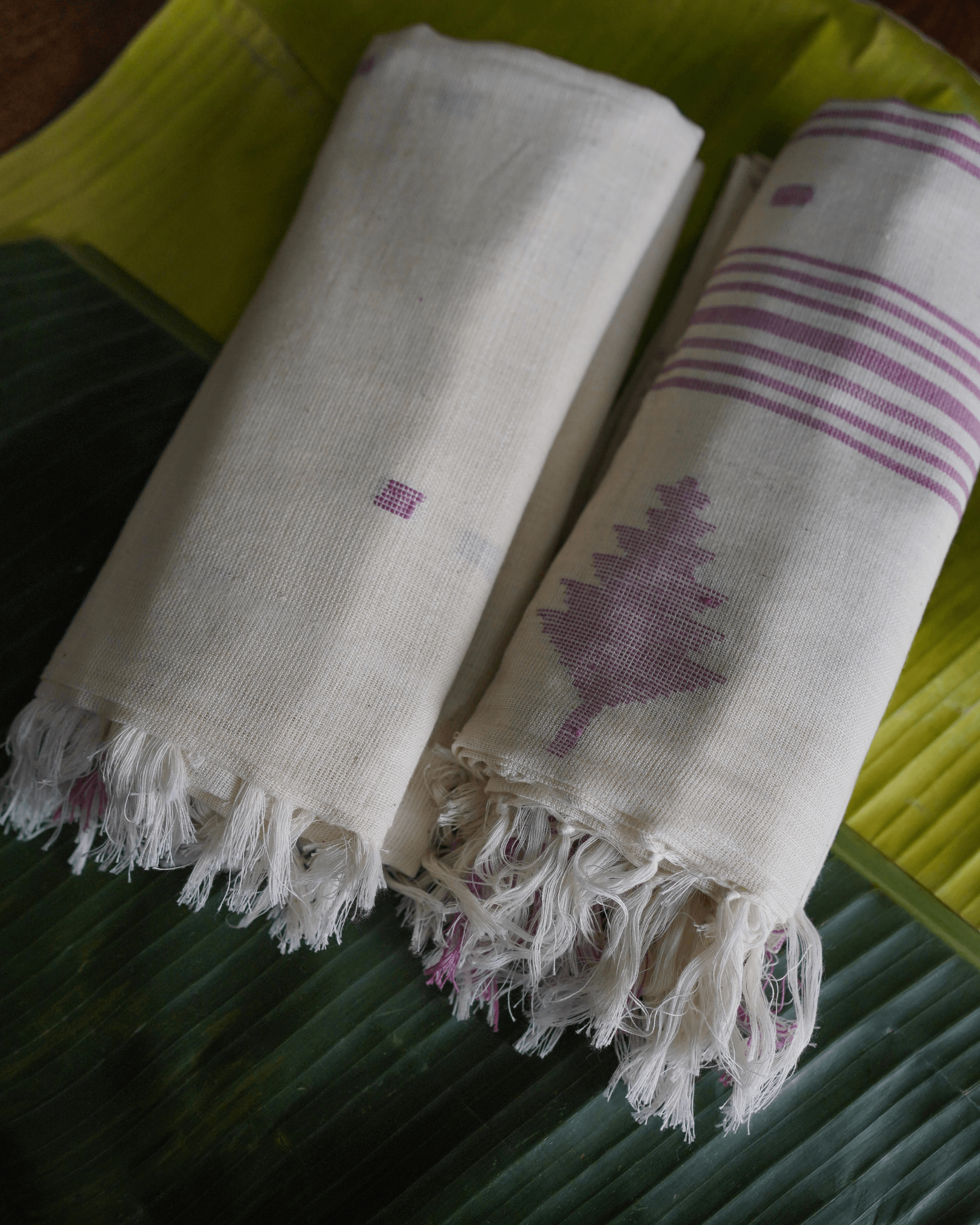 Dopatta with Jamdani in Natural Dye 33 counts Indigenous Cotton