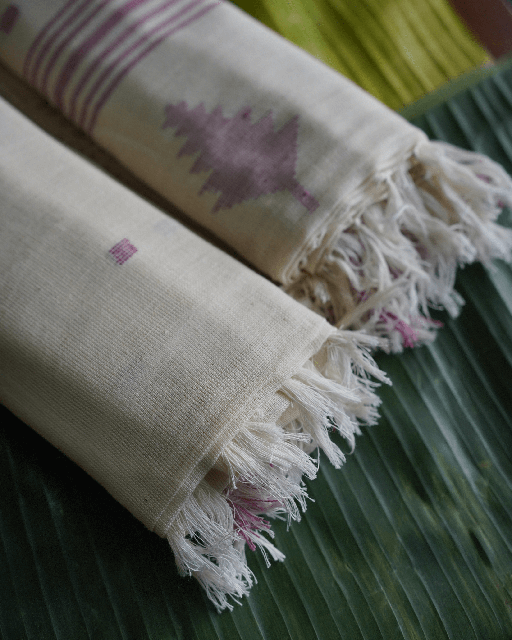 Dopatta with Jamdani in Natural Dye 33 counts Indigenous Cotton