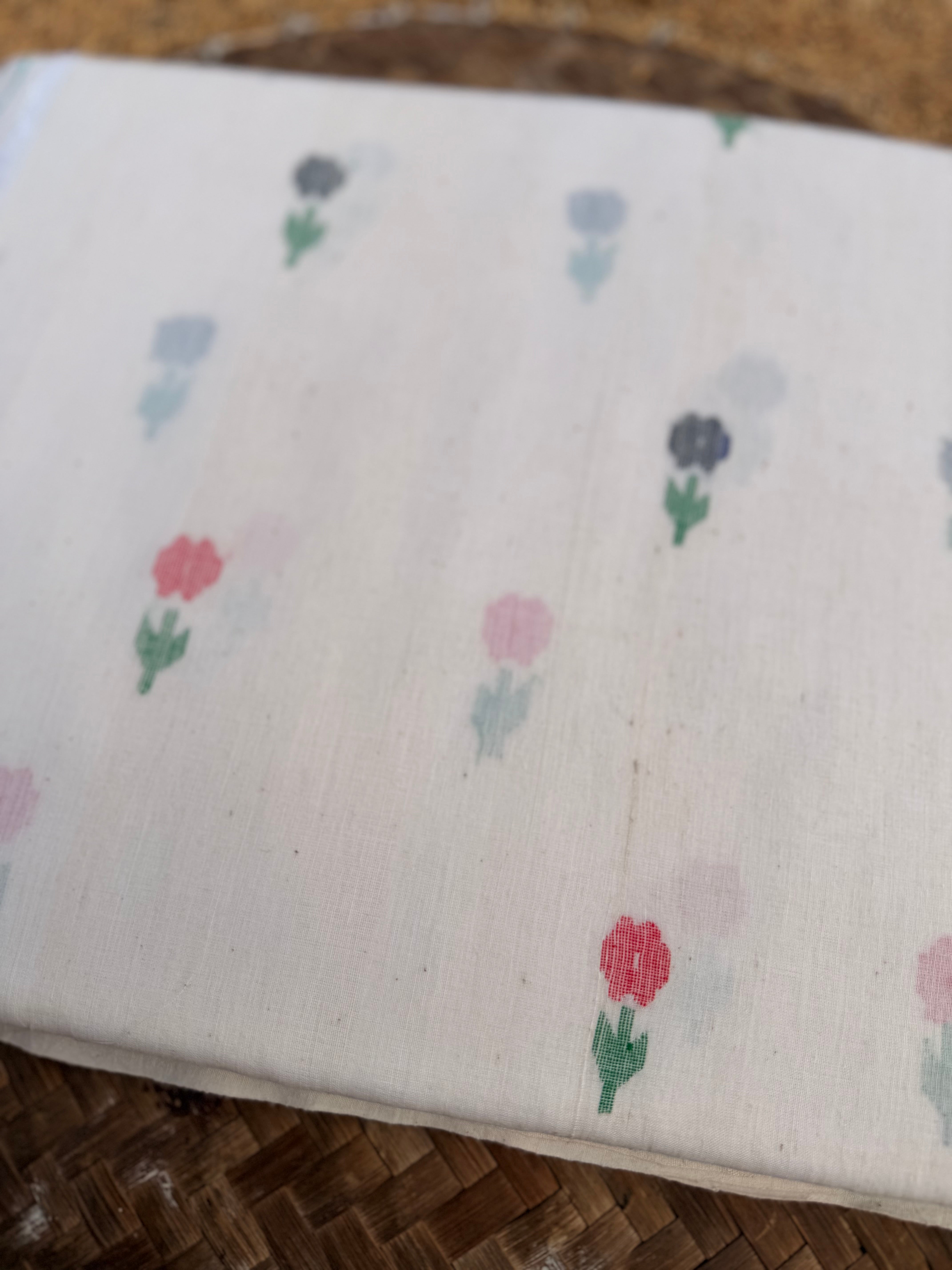 Muslin Jamdani Flower Motif on Kora
